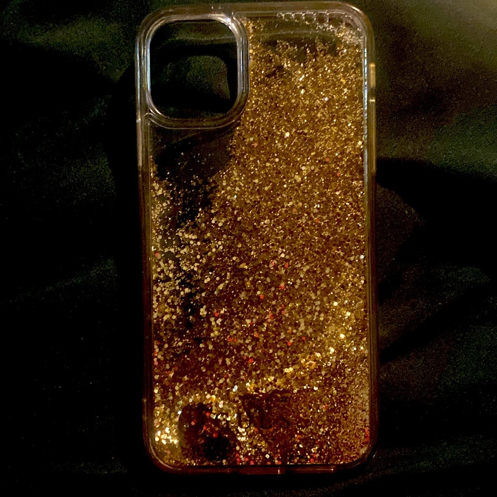 Gold guess case